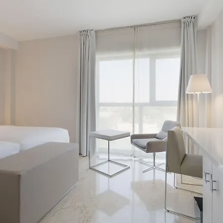 Nh 시우다드 데 자라고자 사라고사