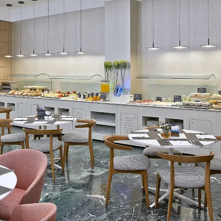 호텔 Nh 시우다드 데 자라고자 사라고사