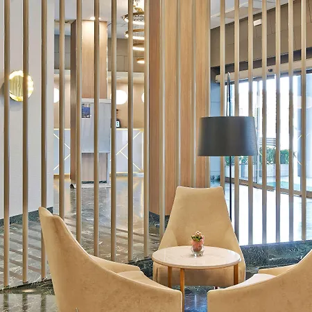 Hotel Nh Ciudad De 4*