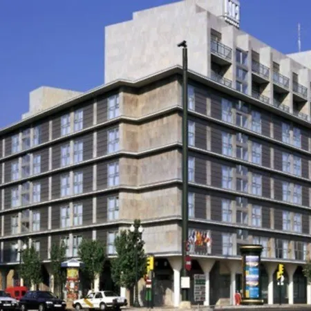إن إتش سيوداد دي زاراجوزا 4* سرقسطة