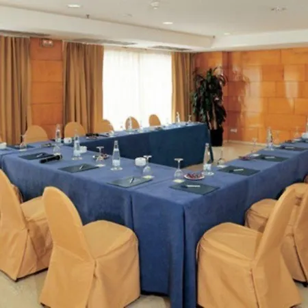 Nh Ciudad De 4*