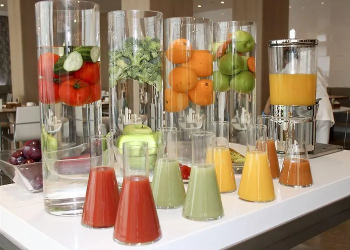 Nh Ciudad De 4* سرقسطة