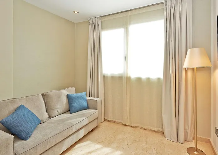 Nh Ciudad De Szálloda 4*