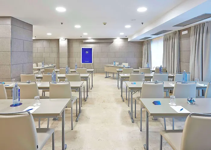 Nh Ciudad De سرقسطة