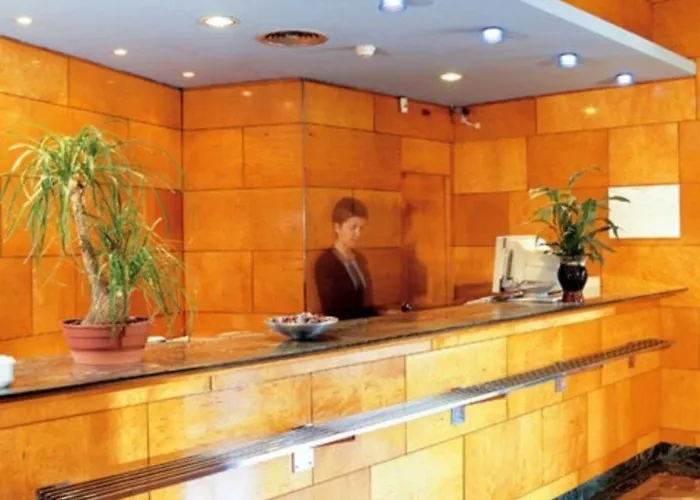 Nh Ciudad De 4* سرقسطة