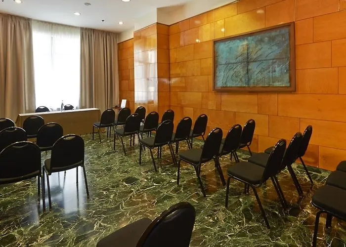 Nh Ciudad De Szálloda Zaragoza