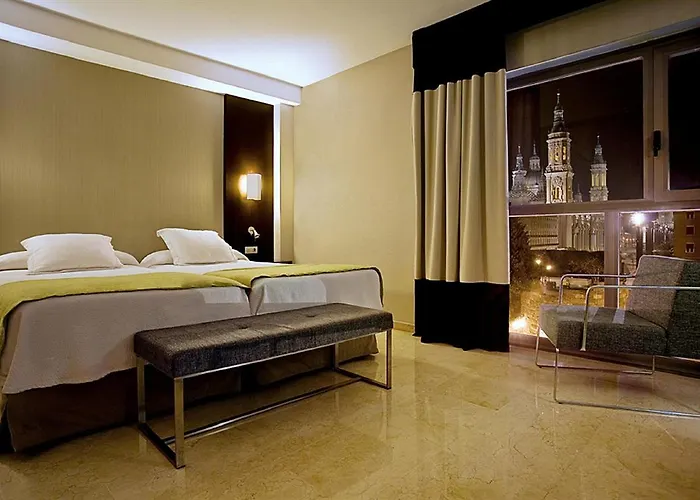 Nh Ciudad De 4* سرقسطة